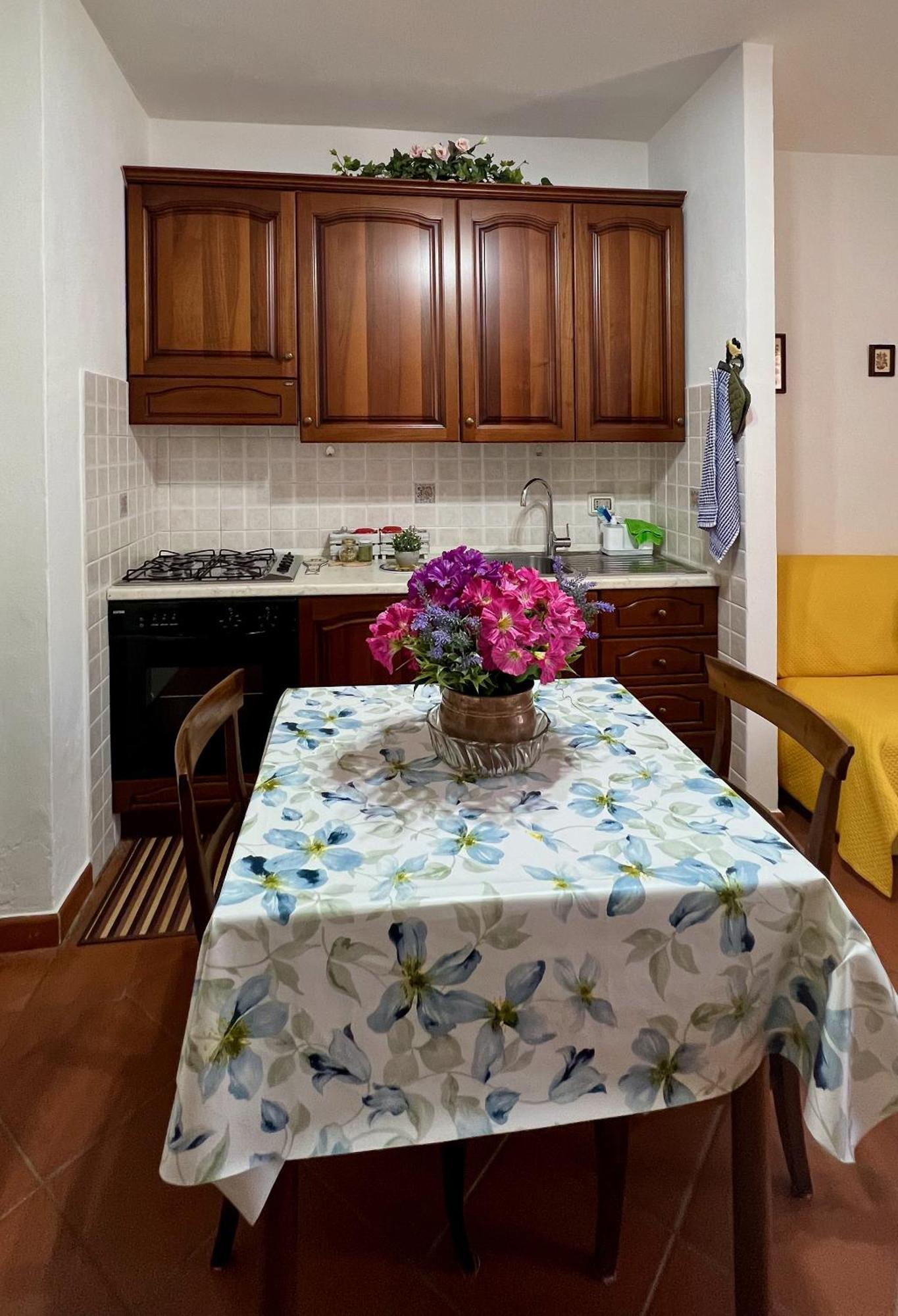 La Chiusa Dei Monaci Castelmuzio Buitenkant foto